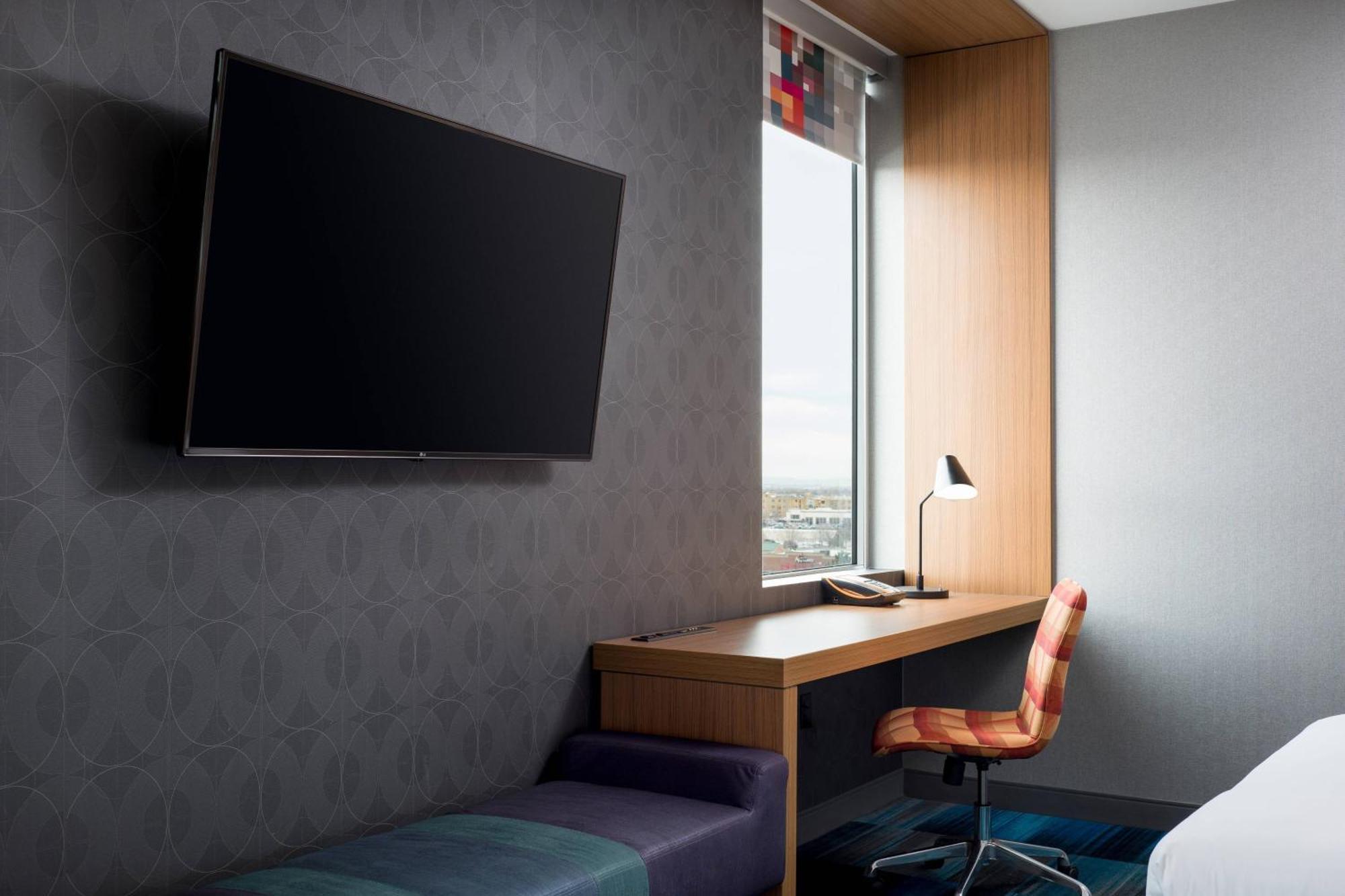 Aloft Denver Airport At Gateway Park Аурора Екстериор снимка