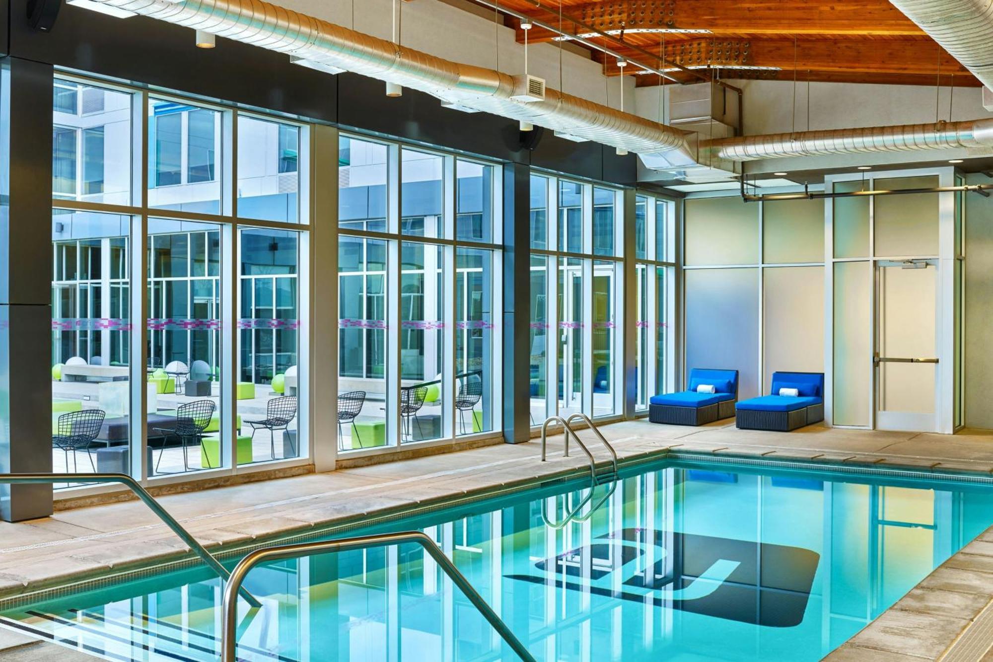Aloft Denver Airport At Gateway Park Аурора Екстериор снимка